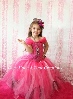 Pink Princess Costume, Princess Birthday Outfit, Costumes For Teenage Girl, Princess Costume Kids, Tutu En Tulle, Briar Beauty, Unicorn Halloween Costume, Pink Princess Dress, Kids Halloween Costume