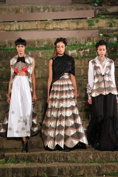 By designer Anamika Khanna, Bridelan: Personal Shoppers, Fashion Stylists and Luxury Consultants for South Asian and Indian weddings, based out of Mumbai, India. Email info.bridelan@gmail.com. Website www.bridelan.com  #AnamikaKhanna #LakmeFashionWeek2018 #Summerresort2018 #Bridelan #BrideIndia Bollywood Fashion Saree, Happy Dresses, Indian Traditional