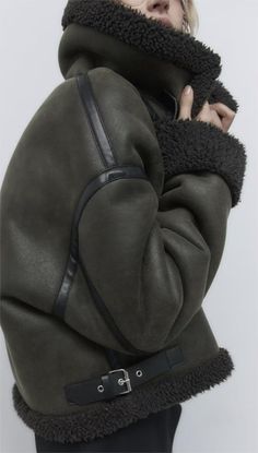 Warm Faux Shearling Jacket: Double-Sided Fleece Coat - blackish green- M Fall Sheepskin Fur Coat With Fleece Lining, Fall Outerwear With Fleece Lining And Sheepskin, Fall Sheepskin Outerwear With Fleece Lining, Sheepskin Outerwear With Fleece Lining, Sheepskin Outerwear With Fleece Lining And Long Sleeves, Winter Shearling Outerwear With Fleece Lining, Casual Shearling Fur Coat With Faux Fur Lining, Fall Shearling Fur Coat With Padded Collar, Shearling Outerwear With Faux Fur Lining For Fall