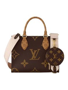 Gender: Women Brand: LOUIS VUITTON Product Name: Women's Onthego PM Monogram Tote Bag Brown Bags Alora Code: 78900122 Color: brown Composition: Canvas Origin: France Features: Removable Strap Adjustable Strap Hook Closure Designer Style ID M46373 Monogram Tote Bags, Monogram Tote, Brown Bags, Carry All Bag, Vuitton Bag, Timeless Handbag, Bags Designer Fashion, Handbag Backpack, Exclusive Bag