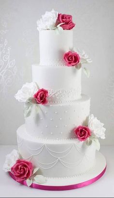 Sparkly Wedding Cakes, Birthday Cake Roses, Cake Roses, Realistic Cakes, Wedding Cake Cookies, Summer Wedding Cakes, Wedding Cake Roses, Wedding Dress Cake, Beach Wedding Cake