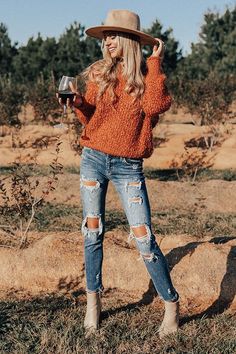 Sweater Fall Outfits, Rustic Orange, Suede Hat, Perfect Sweater, Orange Sweater, Cute Fall Outfits, Looks Chic, Fashion 2020