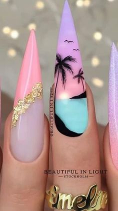 Beach Nails Stiletto, Island Nails Designs, Island Nails Tropical, Island Vacation Nails, Subtle Manicure, Aloha Nails, Island Nails, Hawaiian Nails, Nail Spot