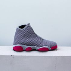 Jordan Big Kids Horizon GG (gray / wolf grey / dynamic pink / black) Modern Gray Sneakers For Outdoor, Gray Functional Sneakers With Textured Sole, Functional Gray Sneakers With Textured Sole, Jordan Horizon, Gray Wolf, Shoe Design, Grey Wolf, Mens Style, Herringbone Pattern