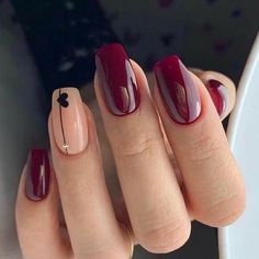 Aprenda tudo o que precisa para se tornar uma profissional da área de manicure e pedicure especialista em técnicas de cutilagem e esmaltação! Unhas do pé decoradas /Unhas de paisagem /Unhas galáxia	 /Unhas aurora boreal /Unhas oceânicas /Unhas de deserto /Unhas efeito pedra preciosa /Unhas virada do Ano /Cutilage /Unhas Natalinas /Unhas Vintage /Francesinhas /Esmaltação /pé de Cure /manicure /Unha Degradê /Aplicação de Glitter /Unhas Decoradas #UnhasDecoradas /unhas encravada /unhas decoradas. Heart Nail Art, Red Nail, Gel Nail Designs, Funky Nails, Chic Nails