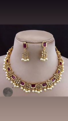 Beautiful and elegant set Elegant Burgundy Wedding Sets, Elegant Burgundy Sets For Wedding, Elegant Burgundy Festive Sets, South Indian Style, Traditional Indian Jewellery, Antique Jewelry Indian, South Indian Jewellery, Pink Bridal, Jewellery Sets