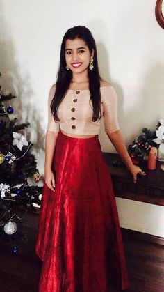 Long Skirt And Top, Skirt And Crop Top, Traditional Beauty, Lehnga Dress, Lehenga Blouse Designs, Half Saree Designs, Long Gown Dress