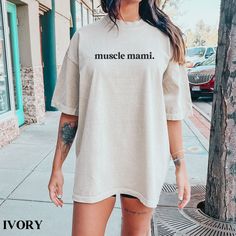 Know someone who is into weight lifting, fitness, and working out? Get them this muscle mommy pump cover t shirt! Our heavy blend shirts are made from 100% ring spun cotton and are double stitched on all seams as well as pre-shrunk for superior product durability. This shirt has a relaxed fit. For an oversized look or dress look, please size up. Purchase does not include photo props. ⭐Shipping ⭐ All of our products have free shipping. Our goal is to ship your order out as quickly as possible. On Gym Workout Clothes, Muscle Mommy, Gym Tees, Fitness Shirt, Pump Cover, Gym Workout Outfits