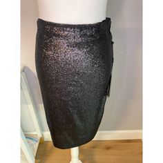 Donna Karan Ny Sequin Midi Skirt Size 4 There Is An Elasticated Waist And A Zip Lock At The Back Approximate Measurements: Waist 14" Across Laying Flat, Lenght 26" + Spring/Fall/Winter, Festival, Date, Weekend, Baby Shower, Party, Casual/Formal Wear, Vacation, Cruise, Beach, Date Night, Friday, Weekday, Church, School, College, Streetwear, Concert, Movies, Picnic, Photoshoot, Graduation, Birthday, Anthropologie, Zara, Free People, J.Crew, Bridesmaid, Wedding, Retro, Vintage, Brandy Melville, Lul Relaxed Short Party Skirt, Relaxed Party Pencil Skirt With Lining, Photoshoot Graduation, College Streetwear, Picnic Photoshoot, Wedding Retro, Sequin Midi Skirt, Beach Date, Vacation Cruise