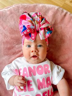 This is a custom handmade headwrap! Fitted to fit sizes Newborn-4T! If you have any questions, feel free to message us! Pink Texas, Texas Baby, Baby Hair Bow, Texas Western, Baby Head Wrap, Baby Hair Bows, Turbans, Head Wrap, Baby Hair