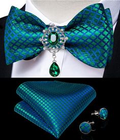 Brand Name: DiBanGuGender: MENStyle: FashionMaterial: SilkTies Type: Bow TieSize: One SizeOrigin: CN(Origin)Pattern Type: PaisleyDepartment Name: AdultItem Type: TiesModel Number: HL-3001-0009Bowtie Type: Self-BowtieBowtie Size: 4.5 x 2.7 inches(11.43 x 6.85cm)For Neck Size: 14"-18"(35cm-46cm) AdjustableStyle1: New fashion bow tie brooch pin setStyle2: wedding bow tieStyle3: business party tuxedo bows Butterfly Man, Paisley Wedding, Butterfly Fashion, Ties Mens Fashion, Gold Paisley, Man Weave, Tie Men's, Cufflink Set, Wedding Bows