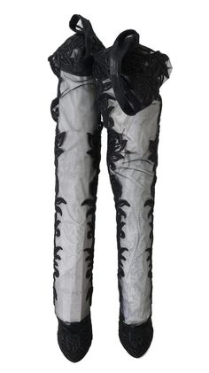 Step up your style game with these exquisite Over-Knee High Boots from the iconic fashion house, Dolce & Gabbana. These brand new, tag-included boots are adorned with intricate floral embroidery on socks, offering an ultra-chic addition to your wardrobe. Perfect for making a statement while embodying the essence of luxury fashion. Material: 15% Elastane, 79% PA, 2% Silk, 4% Viscose Color: Black Leather sole Logo details Made in Italy Embroidery On Socks, Embroidered Socks, High Heel Stiefel, Dolce Gabbana Shoes, Iconic Fashion, Patchwork Jeans, Casual Vest, Scarf Men, Double Breasted Coat