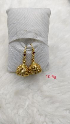 Hook Jhumkas Gold, Simple Gold Jhumka Earrings, Small Jhumka Designs Gold, Small Jimiki Kammal Design Gold, Daily Wear Diamond Earrings Indian, 1 Gram Gold Earrings For Daily Use, Small Jumki Designs, Small Jhumki Earrings Gold, Jhumki Designs Gold