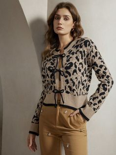 Anewsta Leopard Muster Strick-Cardigan mit Schleife, eleganter Rundhals Langarm Pullover Mantel für den HerbstIch habe tolle Produkte auf SHEIN.com entdeckt, sie es dir an! Big Wedding Dresses, Leopard Print Bow, Leopard Print Sweater, Áo Len Cardigan, Winter Mode, Knit Crop, Cropped Cardigan, Inspiration Mode, Vintage Knitting