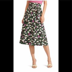 New With Tags Veronica Beard Floral Print Skirt Skirt Floral-Print Poplin Cotton-Blend Pleated Detachable Waist Tie Concealed Hook And Zip Fastening At Back Fully Lined Mid-Weight Fabric Dry Clean 97% Cotton 3% Elastane Chic Floral Print Full Skirt Bottoms, Workwear Floral Print Knee-length Skirt, Floral Print Knee-length Skirt For Work, Knee-length Floral Print Skirt For Work, Fitted Knee-length Spring Culottes, Fitted Knee-length Culottes For Spring, Floral Print Flared Skirt For Workwear, Chic Spring Culottes With Lined Skirt, Spring Workwear Culottes With Lined Skirt