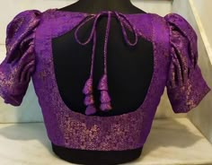 Latest Bridal Blouse Designs Pattern, Latest Brocade Blouse Designs Pattern, Blose Desines New Pattu, Simple Neck Design For Blouse, Back Neck Designs For Pattu Blouses, Simple Blouse Designs For Saree Pattu, Simple Blouse Pattern Indian, Simple Blouse Neck Models, Simple Back Designs For Blouse Saree