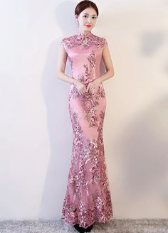 Pink Chinese wedding dress Chinese Gown Traditional, Bridal Qipao, Pink Chinese Dress, Chinese Bridal Dress, Qipao Wedding Dress, Chinese Style Wedding Dress, Qipao Gown, Mermaid Outline, Cheongsam Wedding Dress