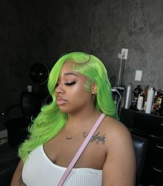 Frontal Hairstyles, Slick Hairstyles, Colored Wigs, Hair Laid, Hair Inspiration Color, Lace Frontal Wig, Frontal Wigs, Hair Videos