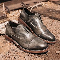 Category:Oxfords; Upper Materials:Leather; Embellishment:Splicing; Season:Spring,Fall; Gender:Men's; Size Suggestion:standard size, select your usual size; Activity:Walking; Toe Shape:Round Toe; Style:Casual; Boot Shaft:Booties / Ankle Boots; Outsole Materials:Rubber; Occasion:Daily; Closure Type:Loafer; Function:Comfortable; Pattern:Solid Colored; Listing Date:10/23/2023; 2024 Trends:Retro,Formal Shoes; Foot Length:null; Foot Width:null; Size chart date source:Provided by Supplier. Fall Wingtip Slip-on Leather Shoes, Fall Brogue Detailing Slip-on Oxfords, Fall Slip-on Oxfords With Brogue Detailing, Vintage Oxfords For Office In Fall, Vintage Oxfords For Fall Office Wear, Fall Cap Toe Leather Work Shoes, Fall Cap Toe Leather Shoes For Workwear, Fall Workwear Cap Toe Leather Shoes, Slip-on Wingtip Oxfords For Fall