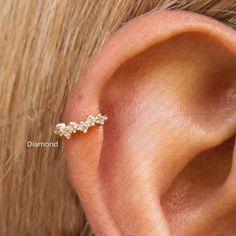 This 14K gold dainty/Moissanite & Diamond Helix Earring,Helix Hoop,14k Solid Gold Huggies Hoop Earrings,Cartilage Hoop,Cartilage Earring,Diamond Huggies,Small*Diamond Hoops Lab Ground Diamond /Handmade Fine/Gift For Jewelry.   Also Available Gold Color: Yellow Gold, Rose Gold, White Gold.  ✦ Gemstone: Moissanite ✦ Stone Weight: 0.36ct approx. ✦ Shape: Round ✦ Color: Colorless ✦ Clarity: VVS ✦ Gemstone: Lab Grown Diamond ✦ Diamond Weight:  0.41ct Approx. ✦ Shape: Round ✦ Color: G ✦ Clarity: SI ✦ Hoop Cartilage Earrings, Helix Hoop Earring, Gold Huggies, Earrings Cartilage, Helix Hoop, Helix Earring, Earring Hoop, Diamond Huggies, Piercings Unique