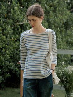 Violet Round Neck Striped Cotton T-shirt Casual 3/4 Sleeve Summer T-shirt, Casual Half-sleeve Tops For Day Out, Striped Cotton Half Sleeve Tops, Cotton Top With 3/4 Sleeves For Spring, Casual Cotton Tops With 3/4 Sleeves, Casual Cotton Top With 3/4 Sleeves, Half Sleeve Tops For Spring Day Out, Half Sleeve Tops For Fall Day Out, Everyday Cotton Tops With 3/4 Sleeve