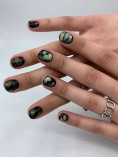 Masculine Nail Polish, Mens Gel Manicure, R On Nails, Goth Nails Short Natural, Nails Inspiration Men, Male Gel Nails, Men’s Clear Nails With Design