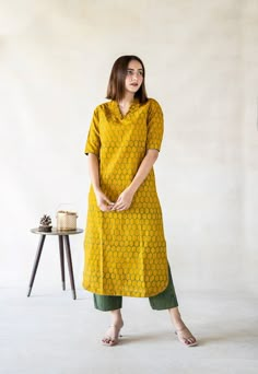 Turquoise 'the store' Plan Kurti Design, Formal Kurtis For Women For Office, Simple Kurti Designs Cotton Printed, Ladies Kurta Designs, Salwar Kurta Designs, Women Kurta Designs, Straight Kurti Designs, Cotton Kurties, Simple Kurtis