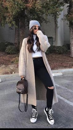 Aesthetic Outfit Ideas, Shirts For Leggings, Mode Casual, Cardigan Outfits, Mini Shirt Dress, Winter Fashion Outfits, College Outfits, Look Chic