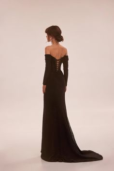 Milla Dresses, Black Evening Gown, Looks Party, Prom Dress Inspiration, فستان سهرة, Long Train, Dresses Elegant, Glam Dresses, Sequin Fabric