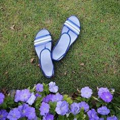 Comfortable summer shoes Comfortable Summer Shoes, Women's Crocs, Stylish Sandals, Summer Clothes, Summer Shoes