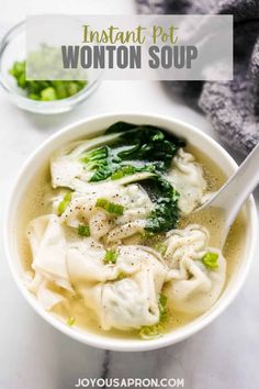 a bowl of wonton soup with broccoli in it and the words instant pot wonton soup