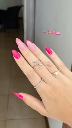 #nails #nailstagram #instagram #unhas Molde F1, Romantic Nails, Simple Gel Nails, Elegant Nails, Fancy Nails, Short Acrylic Nails, Long Acrylic Nails