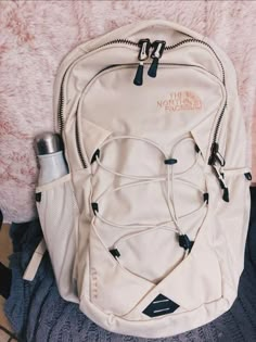 Jester Luxe Backpack, The North Face Backpack, Cute Backpacks For School, North Face Jester, Aesthetic Backpack, College Outfit, School Accessories, College Backpack, Neue Outfits