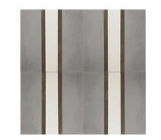 a white and brown striped wallpaper pattern