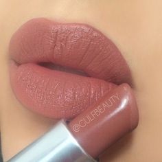 Mac Taupe Lipstick. I can't get enough of this warm brown lipstick!! I want to eat it. - #gulfbeautylipstick - الحمرة من ماك اسمها Taupe. مب قادرة اشبع منها!! لونها بني لكن دافي. تينن. Mac Taupe Lipstick, Taupe Lipstick, Mac Taupe, Makeup Removal, Brown Lipstick, Mac Makeup, Kiss Makeup, Lip Art, Makeup Goals