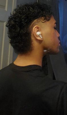 Curly Mullet Men Black, Curly Burst Fade Mullet, Taper Mullet Curly Hair, Taper Fade Mullet Curly Hair, Mens Short Mullet Fade, Curly Mullet Fade, Burst Fade Mullet Curly Hair, Wavy Hair Men Short, Short Hair Mullet Men