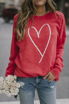 Selamat Hari Valentine, Raglan Sleeve Sweatshirt, Hello Fashion, Valentine Print, Cooler Look, Ranveer Singh, Valentine's Day Outfit