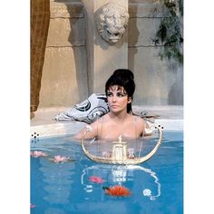 Elizabeth Taylor - Cleopatra Poster Print by Hollywood Photo Archive Hollywood Photo Archive-VARPDX489831 Image 1 Cleopatra Poster, Cleopatra 1963, Elizabeth Taylor Cleopatra, Michael Todd, Richard Burton, Jane Russell, Gina Lollobrigida, Hollywood Photo, Leading Men