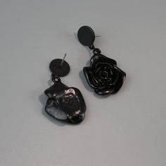 Material: Alloy, 925 silver Color: Black Trendy Black Earrings For Gift, Black Enamel Drop Earrings For Party, Chic Black Earrings With Black Enamel, Trendy Black Clip-on Earrings As Gift, Elegant Single Black Earring, Elegant Black Single Earring, Trendy Black Nickel-free Earrings, Chic Black Dangle Jewelry, Trendy Black Evening Jewelry