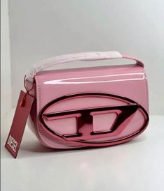 Pink Bag Outfit, Pink Bags Outfit, Bag Outfit, Pink Purse, Pink Bag, Cloth Bags, Stylish Outfits