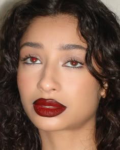 Red Lip Dark Liner, Dark Red Lips Makeup, Lip Liner Red Lipstick, Dark Red Lip Makeup Look, Dark Lip Makeup Look, Dark Red Eye Makeup, Red Liner Makeup, Dark Red Makeup Looks, Red Lip Aesthetic