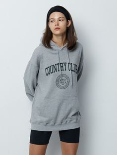 Editor's Notes STAFFONLY's unique Country Club graphic hoodie featuring an oversized fit. It comes with dropped shoulders and a crewneck design for a casual look.- Graphic logo at the front- Dropped shoulders- Crewneck detail- Ribbed edgesMeasurements(in.) 1 / 2 - Total length: 27.56 in. / 28.35 in. - Shoulder: 21.65 in. / 22.83 in. - Chest: 23.23 in. / 24.02 in. - Sleeve length: 23.82 in. / 24.80 in. Model info: Height - 5' 6 Fitting Size 1 (Medium)Composition Oversized Logo Print Hoodie For Fall, Oversized Hoodie With Logo Print For Fall, Sporty Oversized Hoodie With Text Print, Oversized Hoodie Sweatshirt With Text Print, Winter College Hoodie With Text Print, Crewneck Design, Graphic Logo, Country Club, Graphic Hoodie