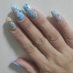 Uñas inspiradas en los Bridgerton. #bridgerton #netflix #flores #nails #uñas #flowers #perlas #vintage #barroco #reina #queen #charlotte #oro British Nails, Queen Charlotte, Nails Ideas, Cute Nails, Nail Inspo, Nail Art