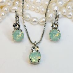 Mint Green Jewelry, Mint Green Bridesmaids, Mint Bridesmaid, Opal Jewelry Set, Mint Earrings, Bridesmaids Gift Sets, Bridesmaid Earrings Gold, Wedding Silver, Wedding Pendant