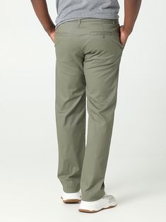 (Previously known as Extreme Comfort Khaki Pant)Slip into our Lee men's Extreme Motion khaki pant when you require comfortable pants ideal for everyday wear. Designed with coziness in mind, these comfortable pants offer exceptional style for men, with a classic design that takes you from day to night with ease.You can also pair these comfortable khakis with almost any item in your wardrobe for versatile wear. Slip into your favorite T-shirt, hoodie and sneakers, plus these comfortable pants for men, to tackle errands on chilly days, or wear them with a button-down shirt and loafers for casual business meetings. The straight fit with flat front helps you create a streamlined profile that's attractive for work, play and everything in between. Comfortable Pants, Style For Men, Pants For Men, Business Casual, Casual Pants, Mens Pants, Classic Design, Khaki Pants, Button Down Shirt