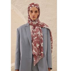 Rami Lightweight Hijab Shawl Petunia - Rose PinkFeaturing a beautiful abstract floral pattern and soft texture, this shawl combines style with ease for a fashionable, everyday look! Its lightweight material also makes it perfect for warmer seasons.FEATURES:- Soft and comfortable material, similar to modal- Breathable & Lightweight- Has a nice drape due to softnessSIZE:- 75 x 200cm (29.5 x 39.4in)MATERIAL:- Rami & ViscoseWhat is Rami? Rami is a fabric in the rayon family, just like Viscose and Mo Casual Pink Hijab, Thobes Men, Sports Hijab, Small Wall Decor, Islamic Wall Decor, Modest Swimsuits, Arm Sleeve, Tunic Sweater, Petunias