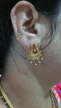 Ear Second Tops Gold, Simple Chandbali Earrings Gold, Second Tops Earrings Gold, Chandbali Earrings Gold, Indhuja Ravichandran, Fashion Jewelry Necklaces Gold, Gold Earrings For Kids, Jewelry Product Shots, Black Beads Mangalsutra Design