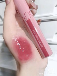 Korean makeup, k makeup, makeup, korea, korean, korean makeup products, lippies, blush, eyeshadow, k beauty, k makeup aesthetic. K Makeup Products, Korean Lippies, K Beauty Makeup Products, Lipstick Natural Color, Bare Grape, Aesthetic Makeup Products, Korean Lipstick