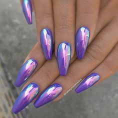 Purple Nail Art Designs, Purple Nail Art, Purple Nail Designs, Super Nails, Winged Liner, Trendy Nail Design, Holographic Nails