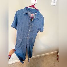 Never Worn, Great Condition Just Doesn’t Fit Me, Super Cute And Great To Dress Up Or Down White Jean Jumpsuit, Utility Jumpsuit, Grey Trench Coat, Camo Jeans, Levis Pants, Compression Pants, Levis Denim, Denim Overalls, Jeans Jumpsuit